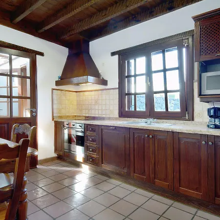 Juani Villa San Bartolomé